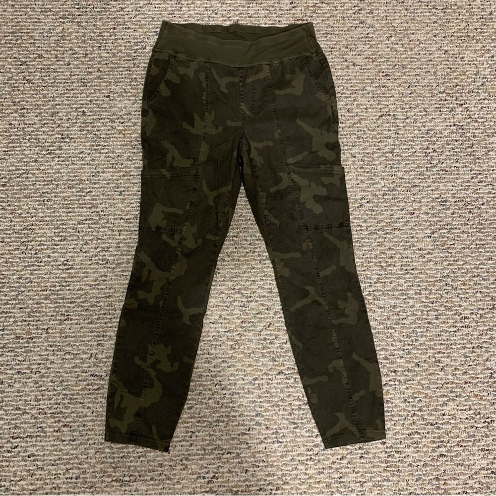 Wearables Camo Pants with Elastic Waist - Size Medium